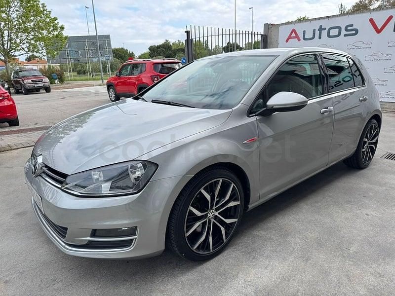 Usado VW Golf VII Sportline 105 CV (77 kW) 2013 Gris / plata Berlina