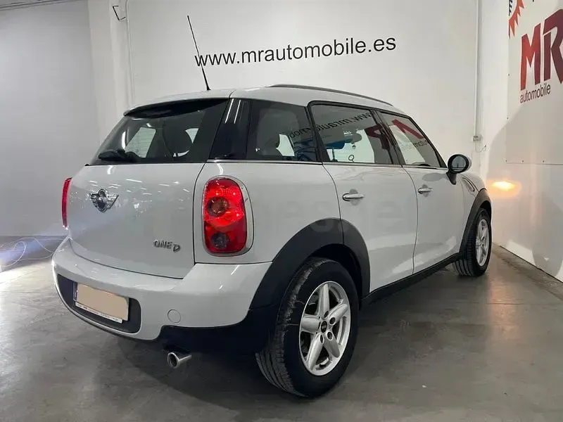 Usado Mini One D Countryman 90 CV (66 kW) 2011 Blanco SUV
