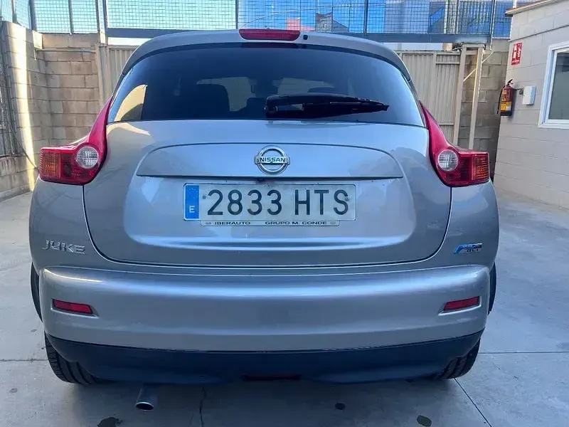 Usado Nissan Juke N-TEC 110 CV (80 kW) 2013 Gris / plata SUV