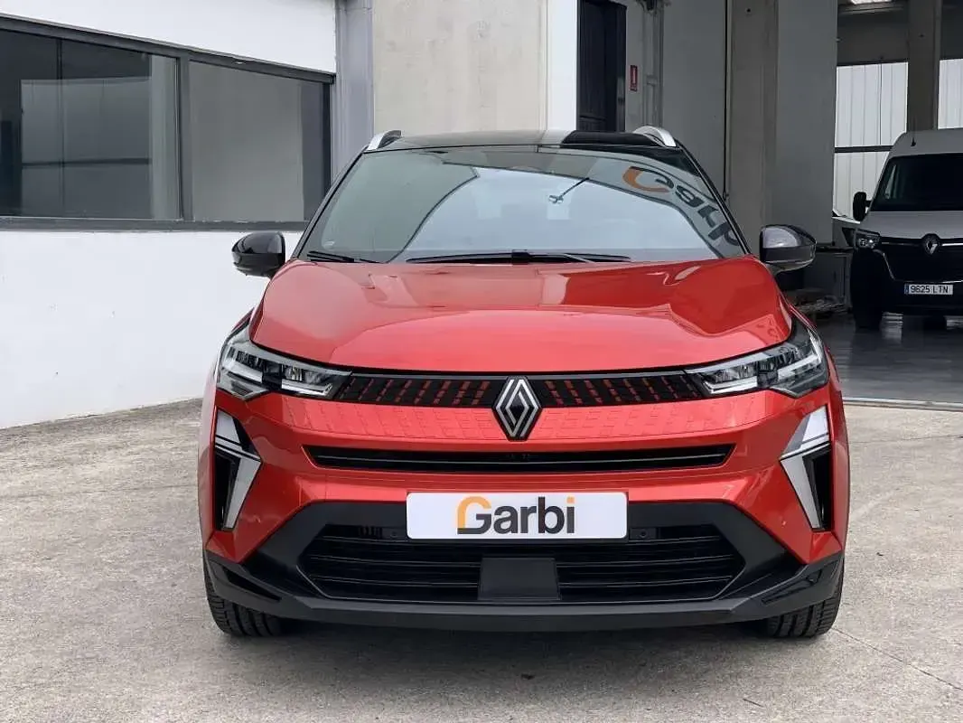 Usado Renault Captur Techno 101 CV (74 kW) 2025 Rojo SUV