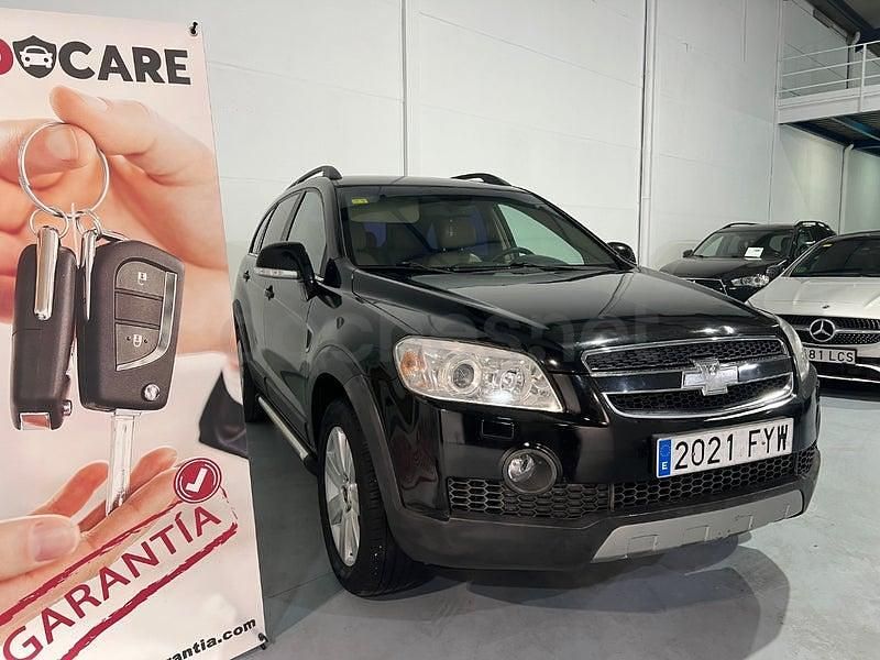Usado Chevrolet Captiva 150 CV (110 kW) 2008 Negro SUV