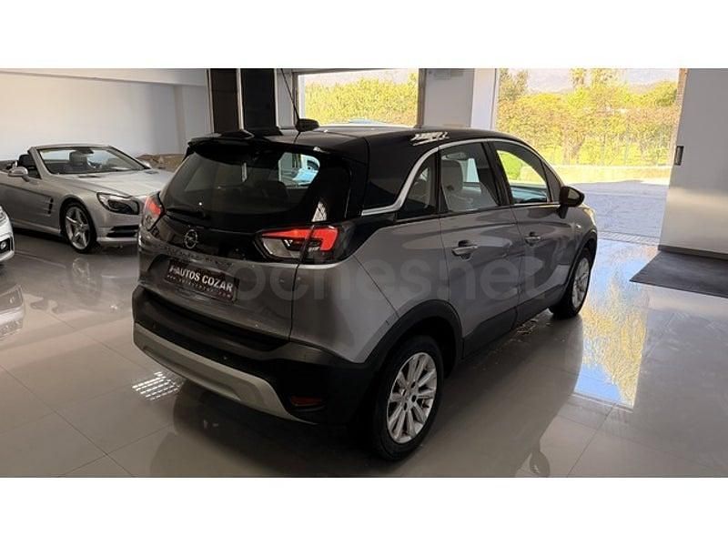 Usado Opel Crossland Business Elegance 120 CV (88 kW) 2021 Gris / plata SUV