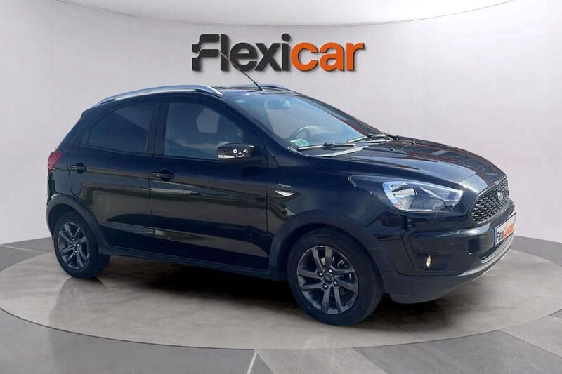 Negro Usado 2019 Ford Ka Plus Ultimate Utilitario | 7990 € (Buen precio) - Imagen 1/4