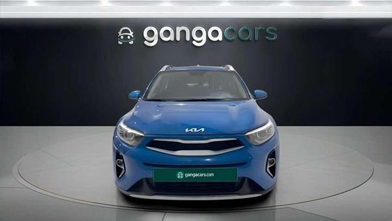 Usado Kia Stonic 84 CV (61 kW) 2022 Azul SUV
