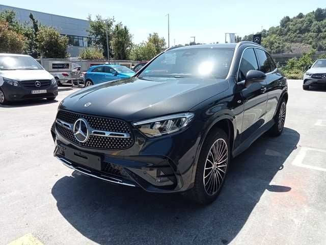 Gris Nuevo 2024 Mercedes GLC300e SUV | 71.630 € - Imagen 1/4