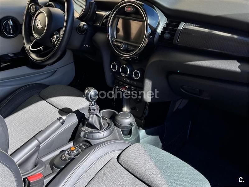 Usado Mini Cooper D 112 CV (82 kW) 2014 Granate Utilitario