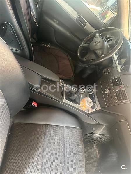 Usado Peugeot 5008 110 CV (80 kW) 2010 Beige Monovolumen