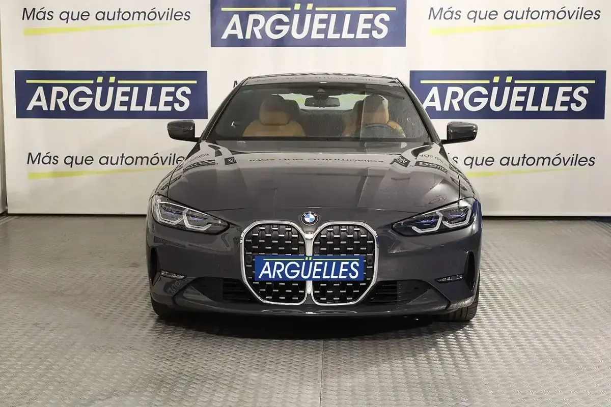 Usado BMW 420 Coupé 184 CV (135 kW) 2021 Gris / plata Coupe