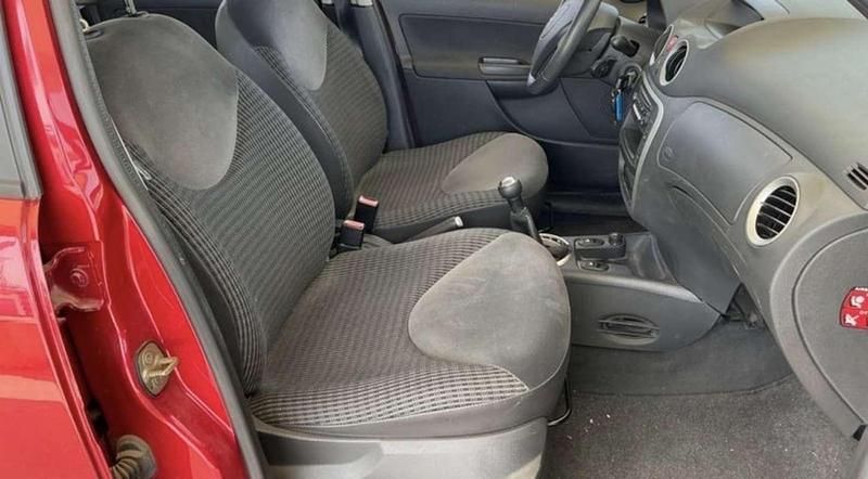 Usado Citroën C3 90 CV (66 kW) 2007 Burdeos Utilitario