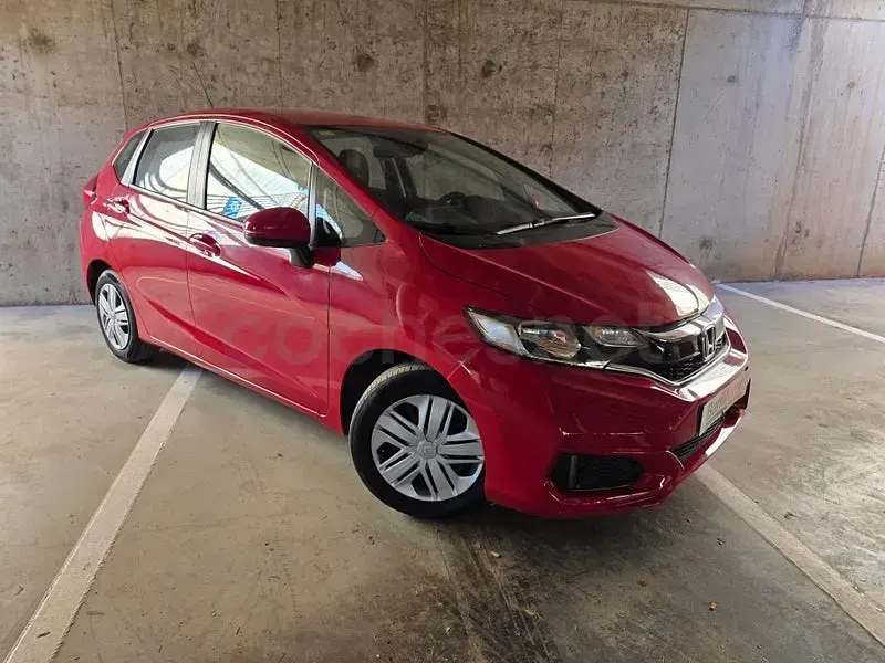 Usado Honda Jazz Trend 102 CV (75 kW) 2020 Rojo Utilitario