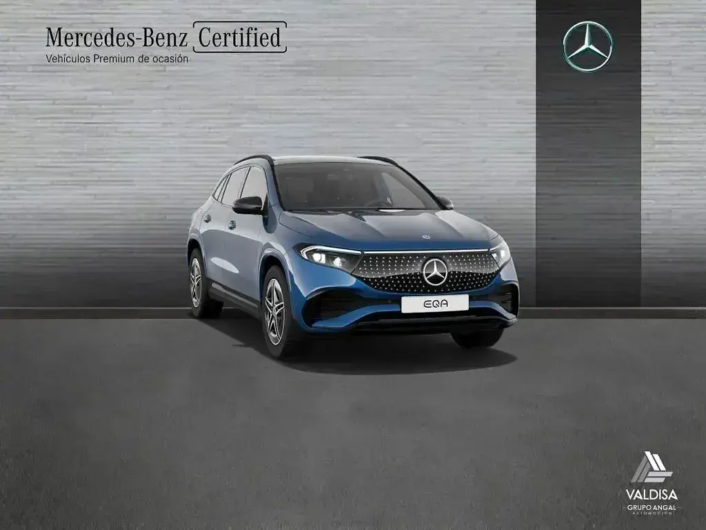 Usado Mercedes EQA250+ AMG 139 kW (190 CV) 2025 Azul SUV