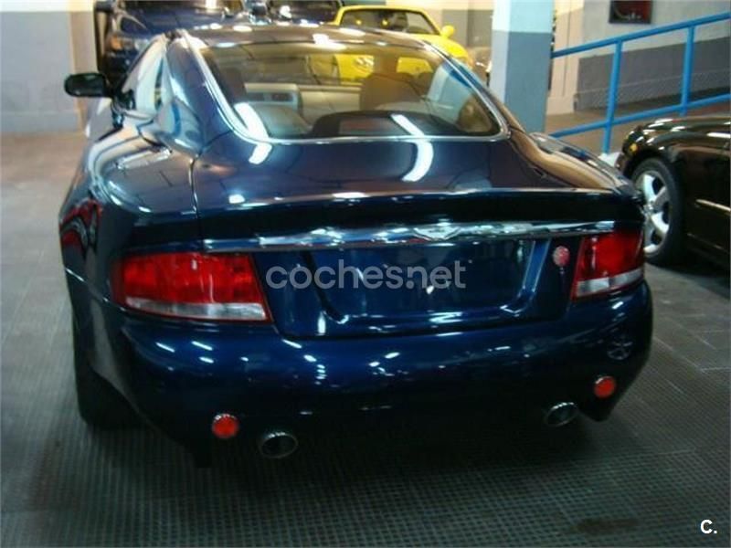 Usado Aston Martin Vanquish 457 CV (336 kW) 2004 Azul Coupe