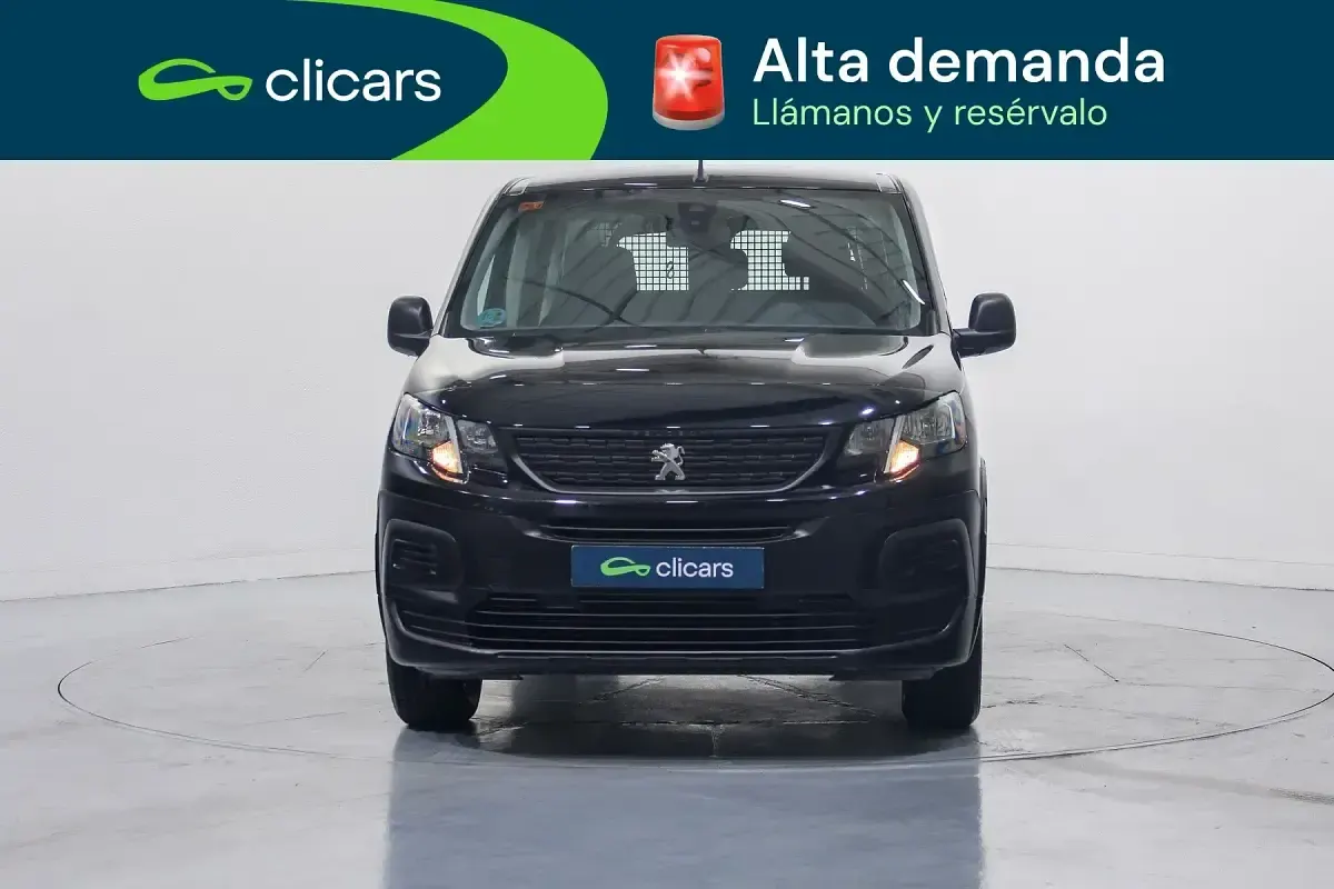 Usado Peugeot Rifter Business-Line 100 CV (73 kW) 2023 Negro Monovolumen