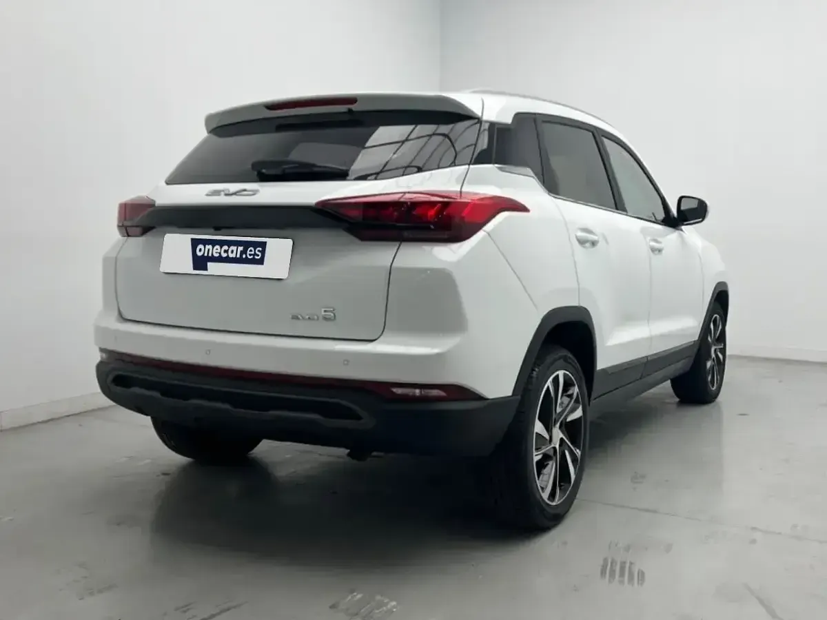Usado EVO Evo 5 127 CV (93 kW) 2024 Blanco SUV
