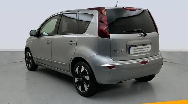 Usado Nissan Note Premium Edition 110 CV (80 kW) 2012 Plata Familiar