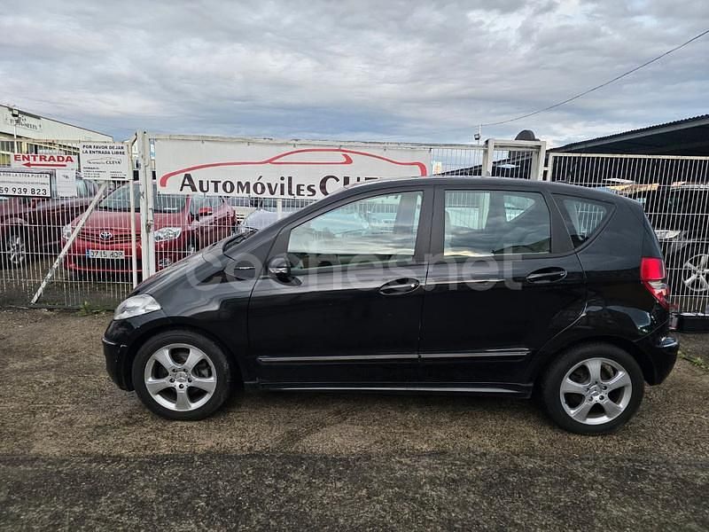 Usado Mercedes A160 Classic 82 CV (60 kW) 2007 Negro Monovolumen