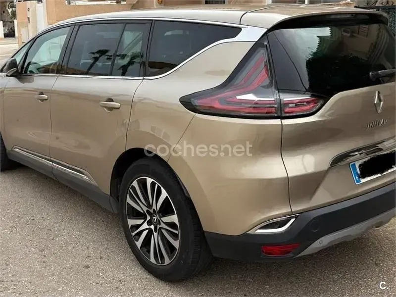 Usado Renault Espace Initiale 160 CV (117 kW) 2015 Beige Monovolumen