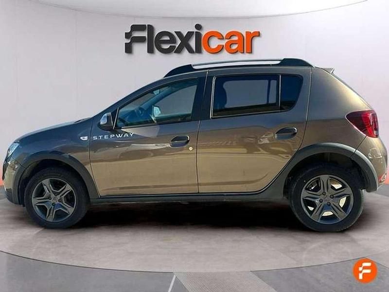 Usado Dacia Sandero Stepway 90 CV (66 kW) 2017 Gris Berlina