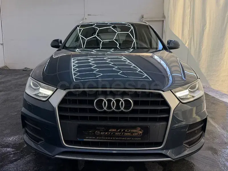 Begagnad Audi Q3 Premium 150 HK (110 kW) 2015 Blå SUV
