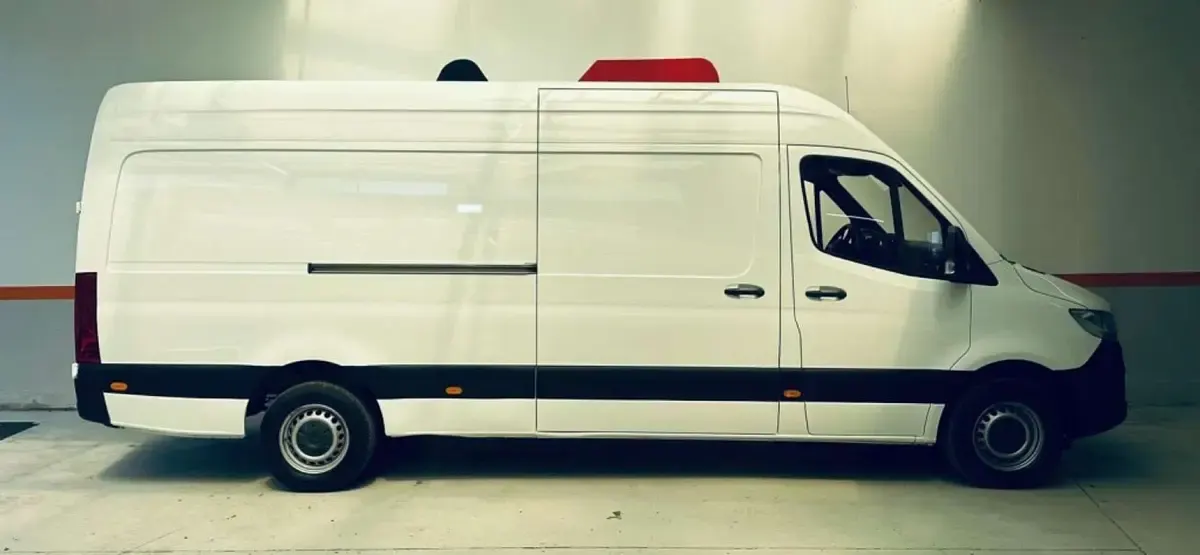 Usado Mercedes Sprinter 150 CV (110 kW) 2022 Blanco Van