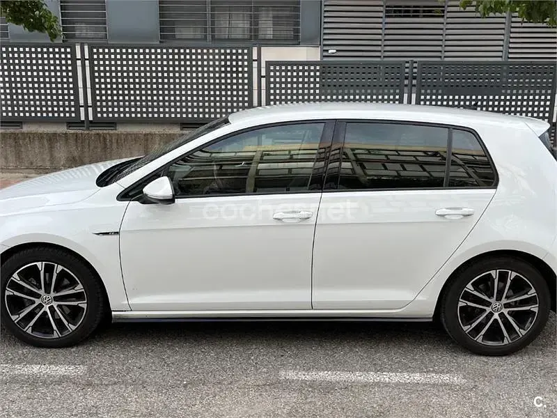 Usado VW Golf VII Sportline 150 CV (110 kW) 2017 Blanco Berlina