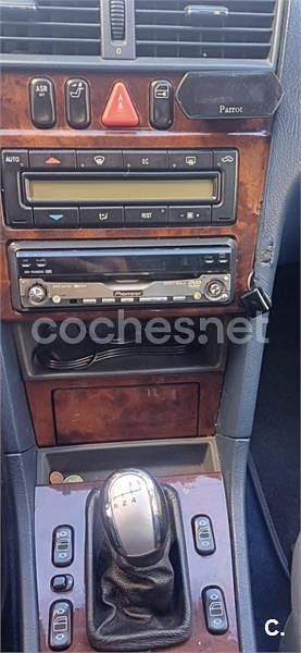 Usado Mercedes C280 Elegance 193 CV (141 kW) 1997 Gris / plata Berlina