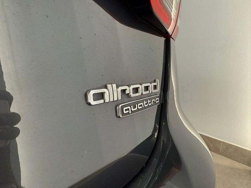 Usado Audi A4 Allroad 190 CV (139 kW) 2017 Gris / plata Familiar