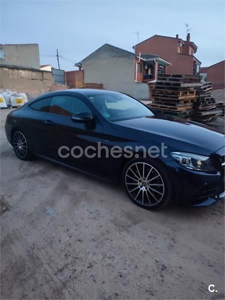 Usado Mercedes C300 258 CV (189 kW) 2018 Azul Coupe