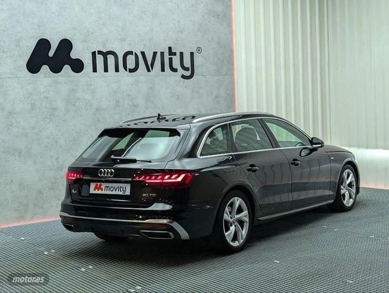 Usado Audi A4 S-Line 137 CV (100 kW) 2020 Negro Familiar