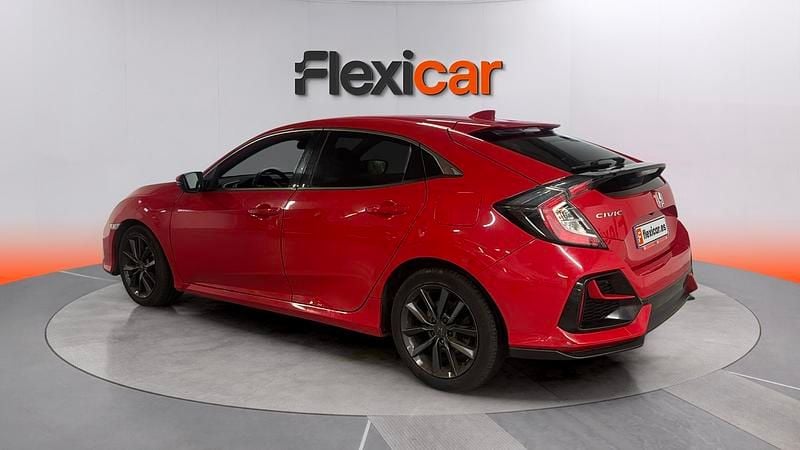 Usado Honda Civic Elegance 126 CV (92 kW) 2020 Rojo Berlina