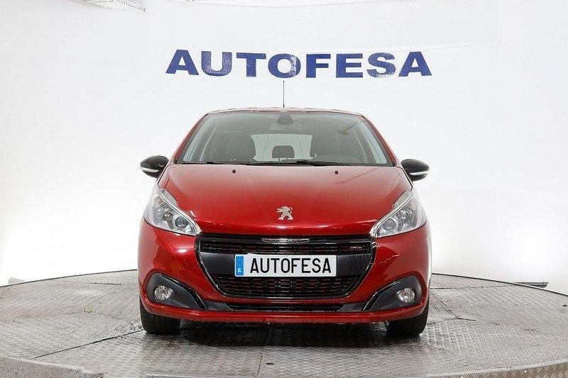 Usado Peugeot 208 GT-line 110 CV (80 kW) 2017 Rojo Utilitario