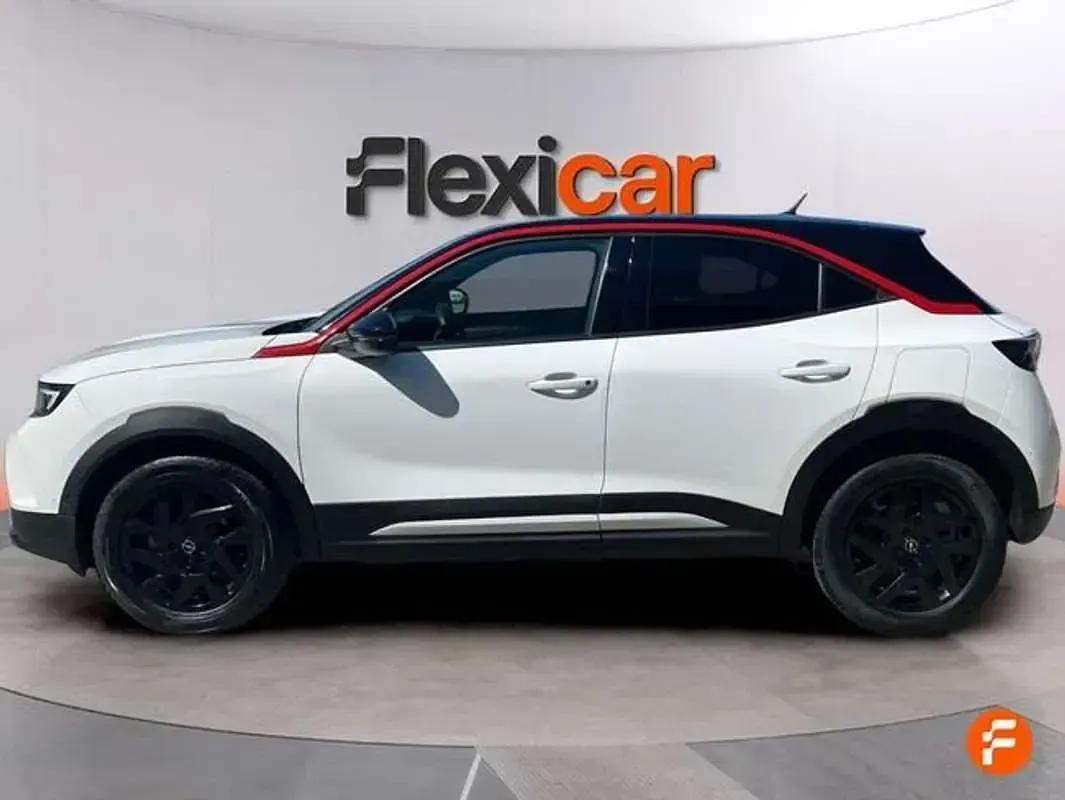 Usado Opel Mokka GS Line 131 CV (96 kW) 2021 Blanco SUV