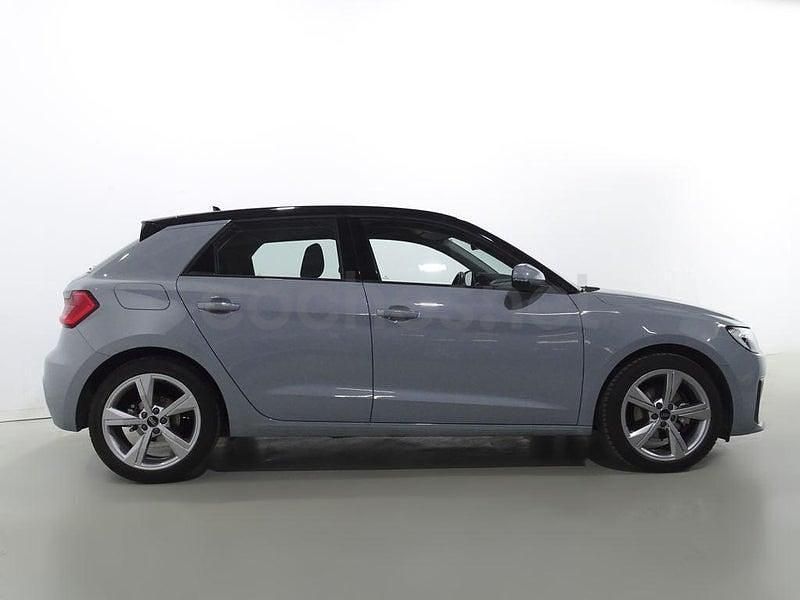 Usado Audi A1 Sportback Advanced Plus 116 CV (85 kW) 2024 Gris / plata Utilitario