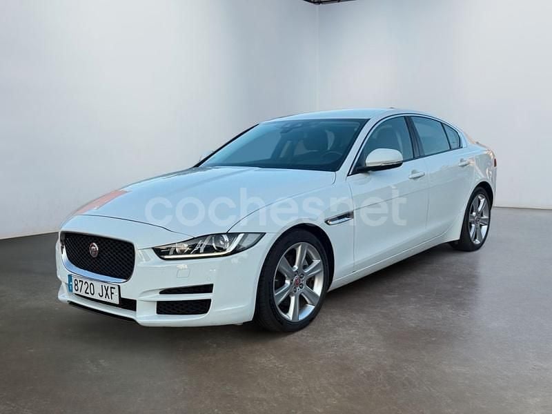 Blanco Usado 2017 Jaguar XE R-Sport Berlina | 12.900 € (Super precio) - Imagen 1/4