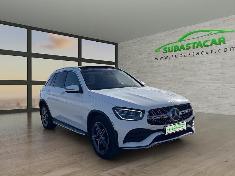 Usado Mercedes GLC220 194 CV (142 kW) 2021 Blanco