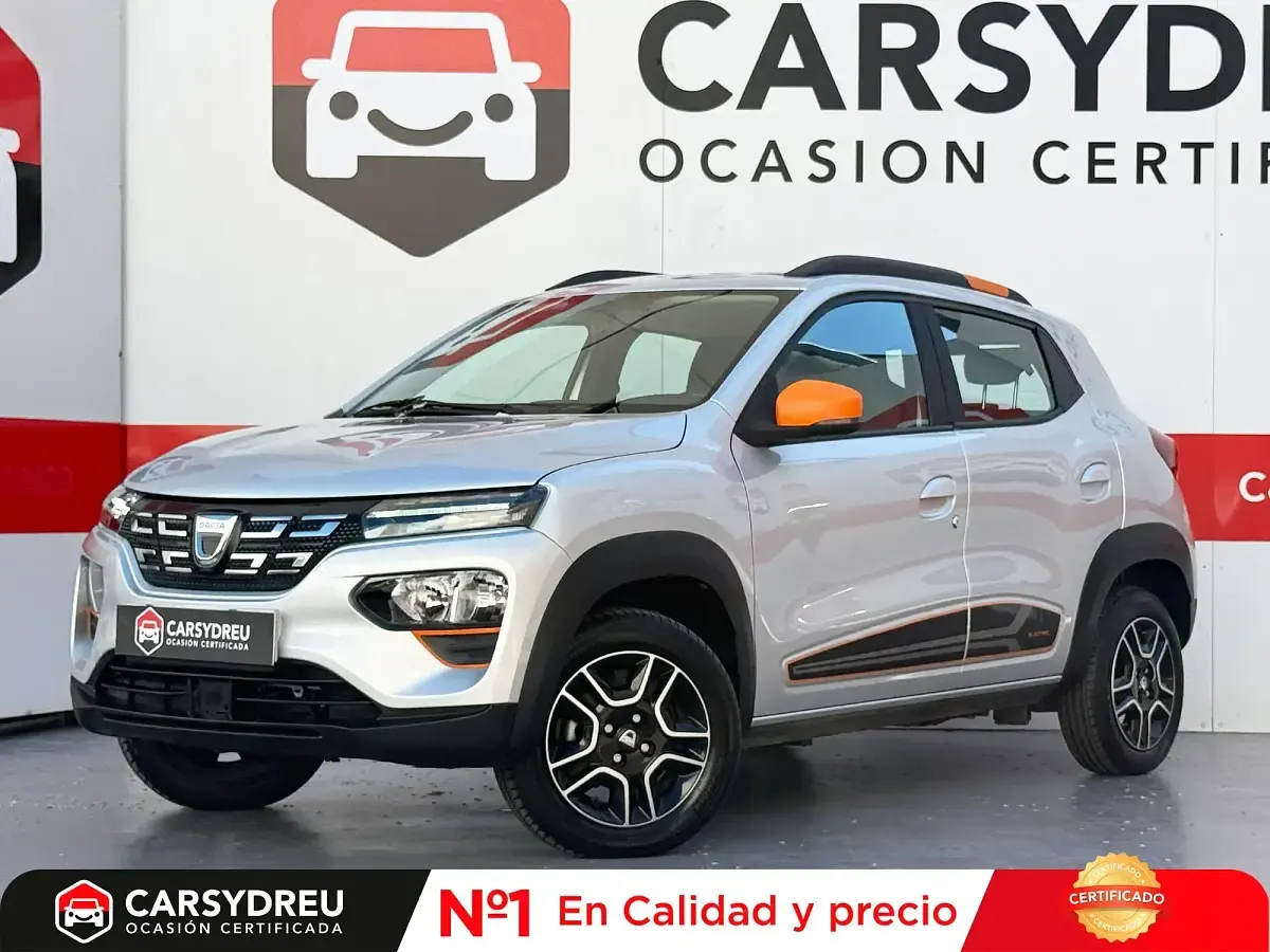 Käytetty Dacia Spring Expression 47 kW (65 HP) 2023 Harmaa Viistoperä