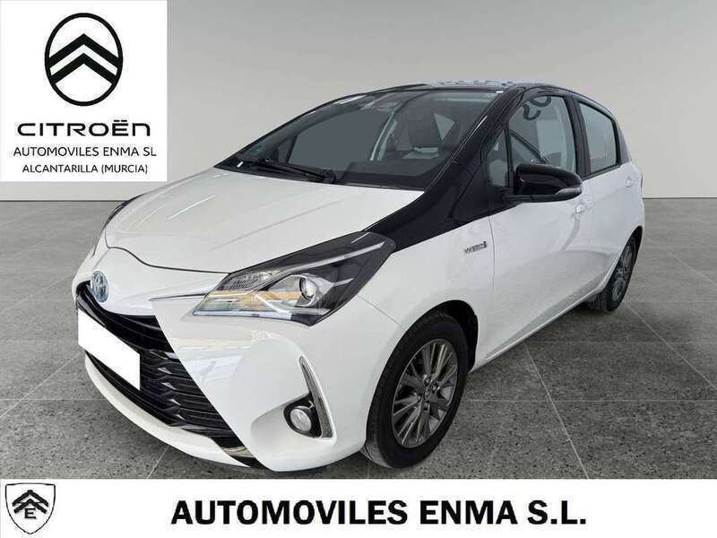Blanco Usado 2020 Toyota Yaris Hybrid Active Utilitario | 16.990 € (Precio justo) - Imagen 1/4