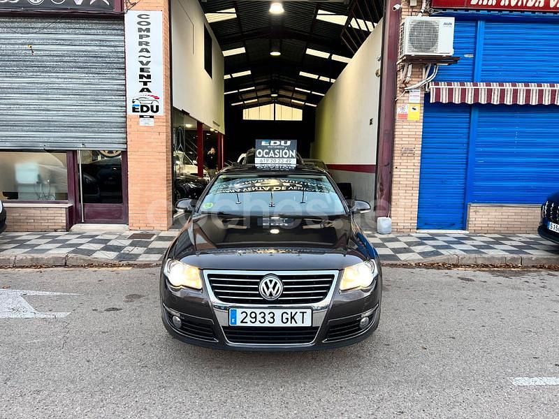 Usado VW Passat Highline 170 CV (125 kW) 2009 Negro Berlina