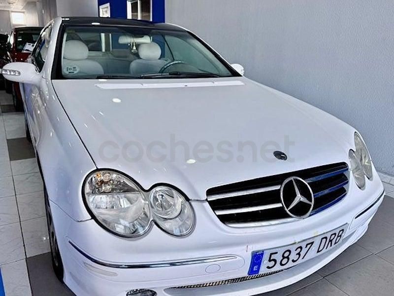 Usado Mercedes CLK200 Avantgarde 163 CV (119 kW) 2003 Blanco Coupe