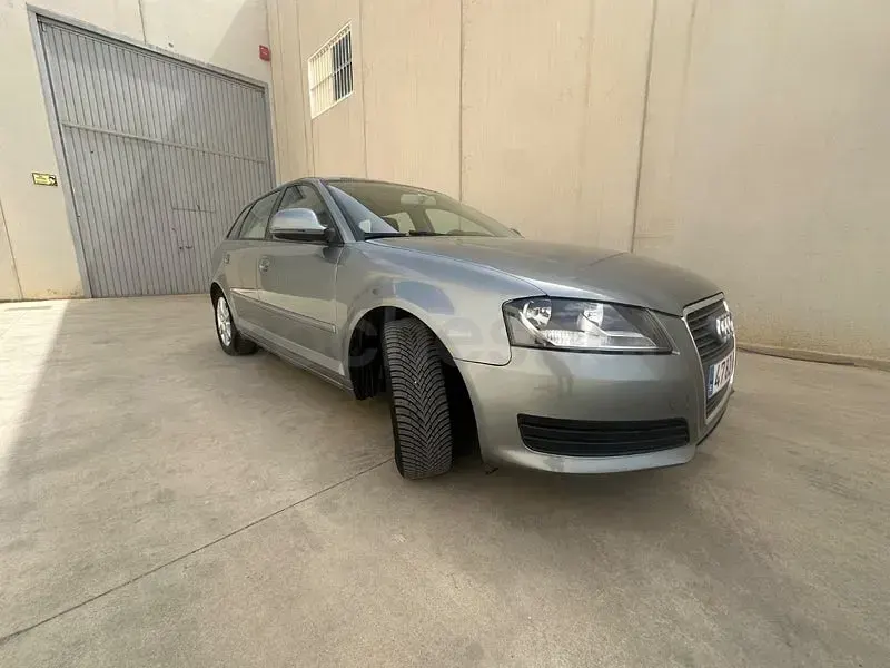 Usado Audi A3 Ambiente 140 CV (102 kW) 2008 Verde Utilitario