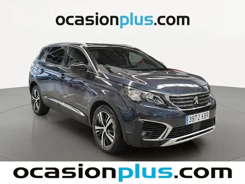 Usado Peugeot 5008 Allure 130 CV (95 kW) 2017 Negro SUV