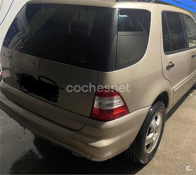 Beige Usado 2002 Mercedes ML320 SUV | 3750 € (Super precio) - Imagen 1/4