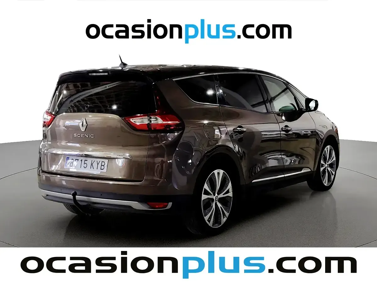 Usado Renault Scénic IV Zen 120 CV (88 kW) 2019 Marrón Monovolumen