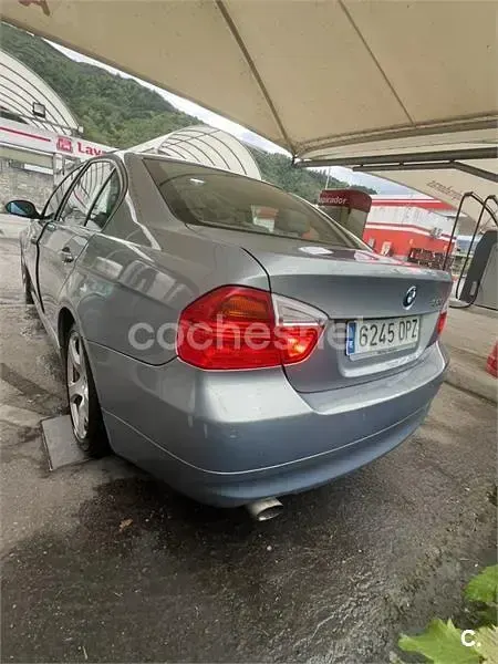 Usado BMW 320 150 CV (110 kW) 2005 Gris / plata Berlina