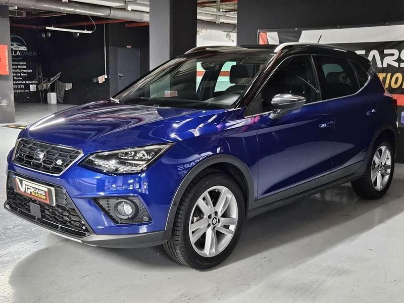 Usado Seat Arona Ecomotive 116 CV (85 kW) 2019 Azul SUV