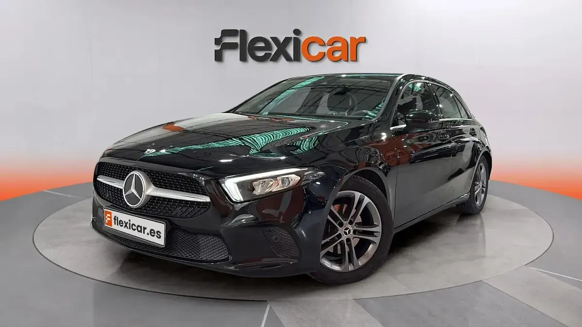 Usado Mercedes A180 136 CV (100 kW) 2020 Negro Berlina