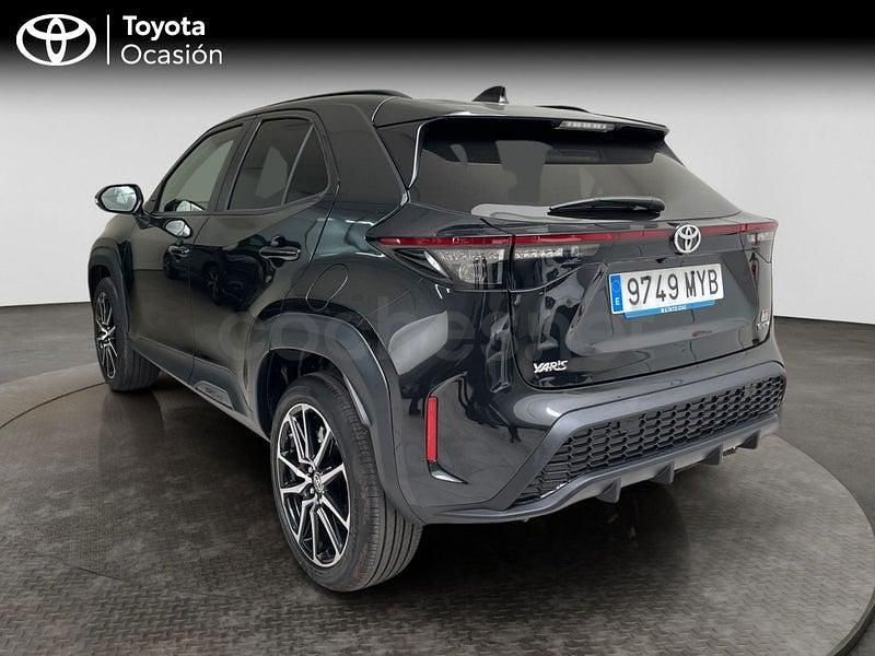 Usado Toyota Yaris Cross Sport 130 CV (95 kW) 2025 Negro SUV