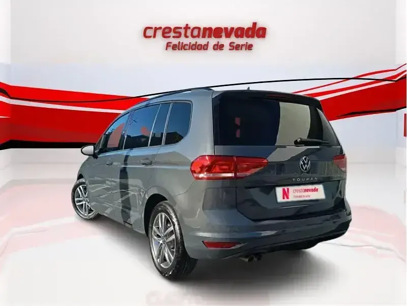 Usado VW Touran 150 CV (110 kW) 2025 Monovolumen
