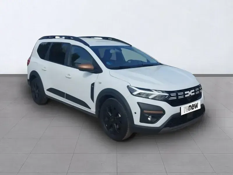 Usado Dacia Jogger Essentiel 100 CV (73 kW) 2023 Blanco Monovolumen