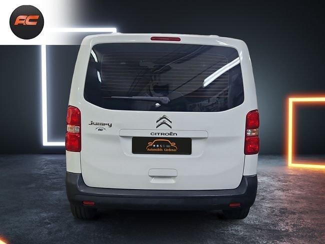 Usado Citroën Jumpy Comfort 120 CV (88 kW) 2021 Blanco Monovolumen